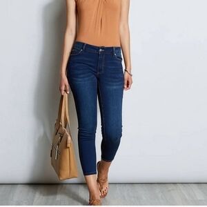 Tahari Alicia Double Button Capri Jeans Size 12